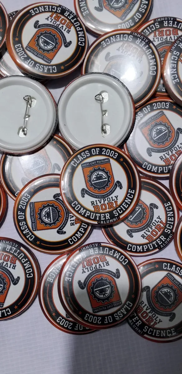 Component Badges — sample photo 9